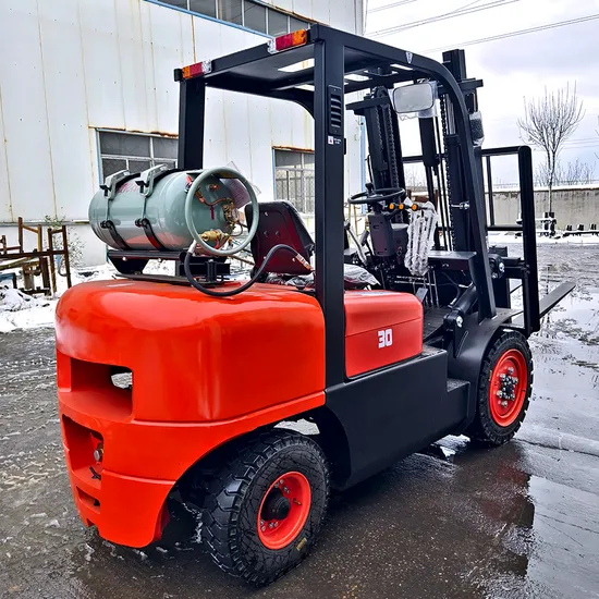 China Factory Hot Sale 3 Ton LPG 3 Mast Propane Gas Forklift LPG Gasoline Forklift with Cushion Tire 